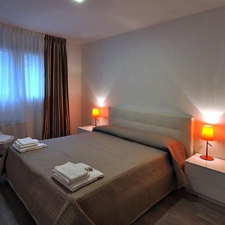 Bb Hotels Aparthotel Arcimboldi Milan Room photo